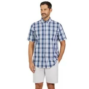 Chaps Men’s Easy Care Short Sleeve Woven Shirt in American Navy, Size L